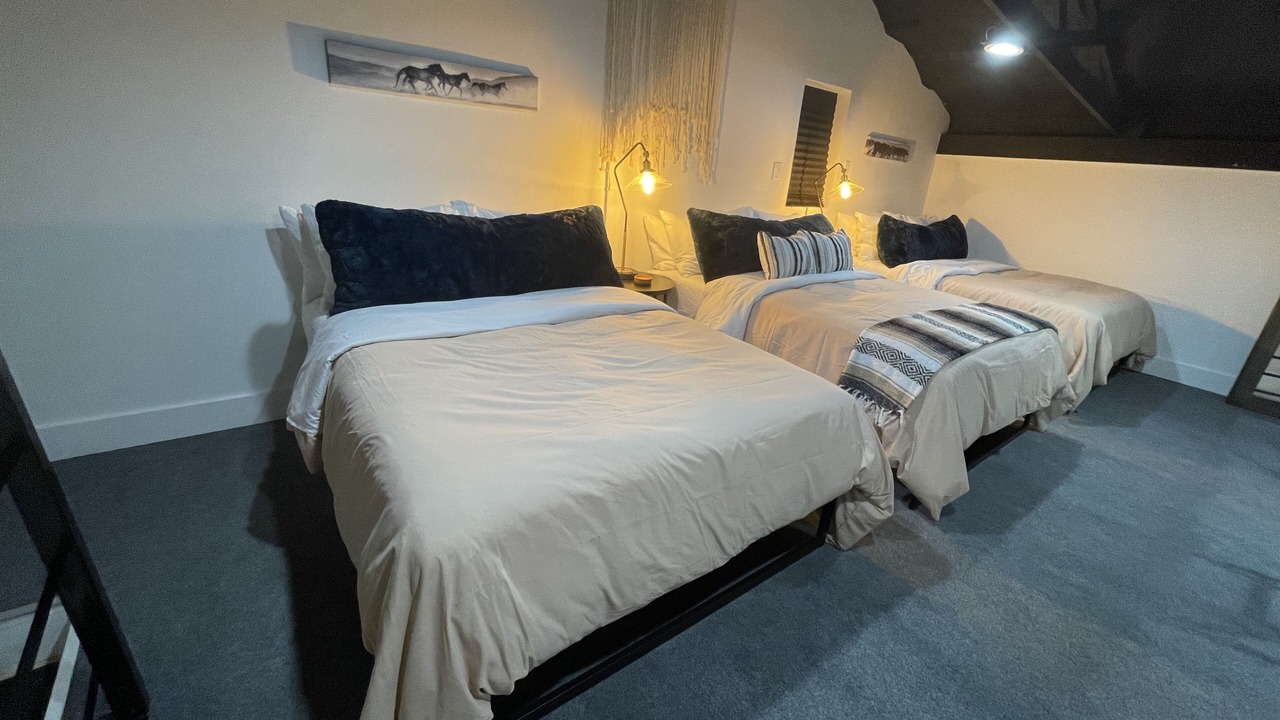 Photo of Bedroom in Point