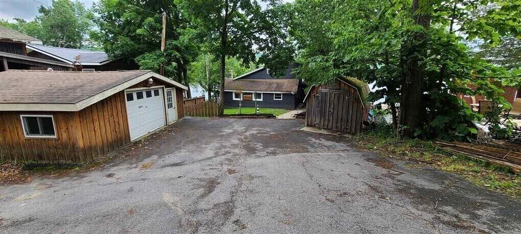 Photo of Others in Town of Bellmont