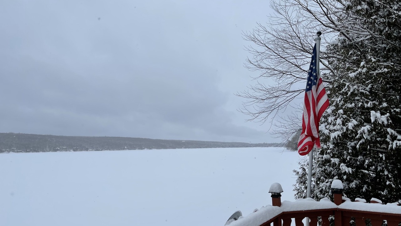 Photo of Livingroom in Town of Bellmont