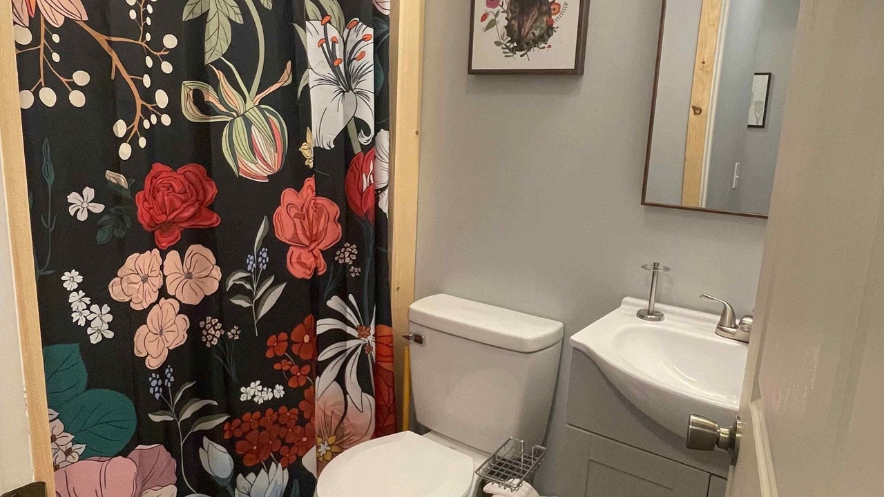 Photo of Bathroom in Town of Bellmont