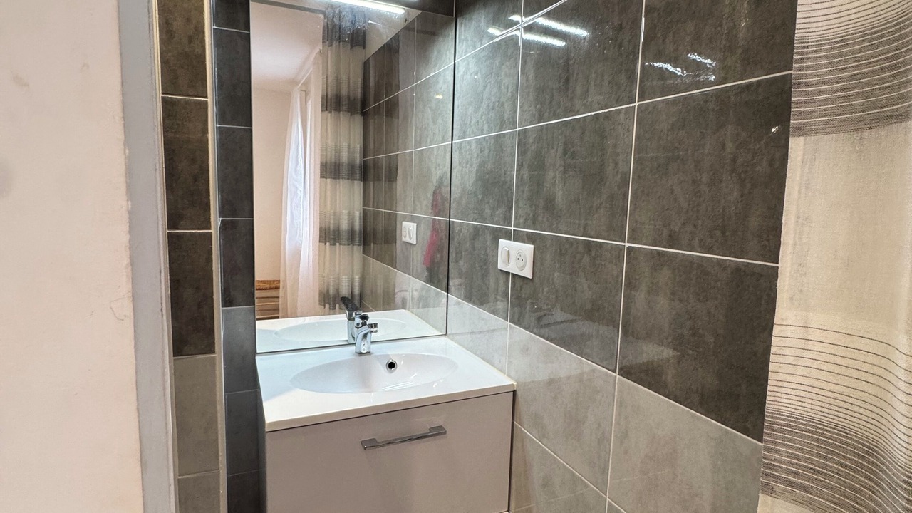 Photo of Bathroom in Saint-Sernin