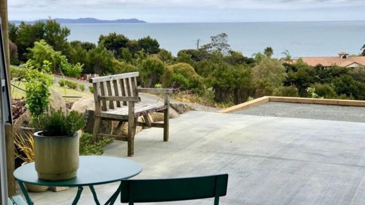 Photo of Outdoor in Cable Bay