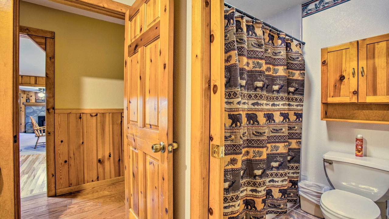 Photo of Bathroom in Manton