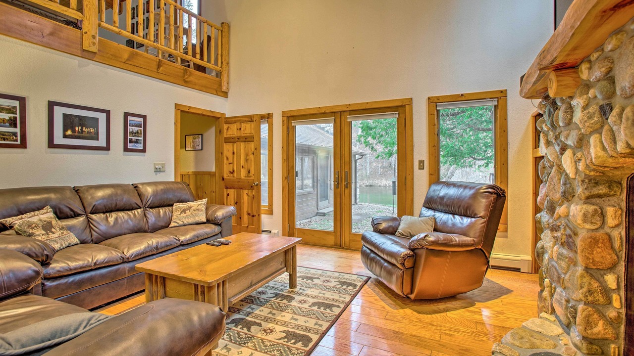 Photo of Livingroom in Manton