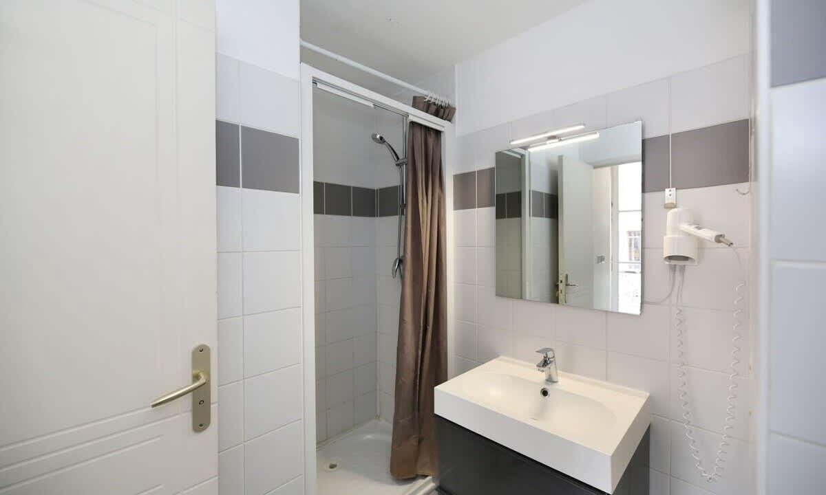 Photo of Bathroom in Jardin des plantes