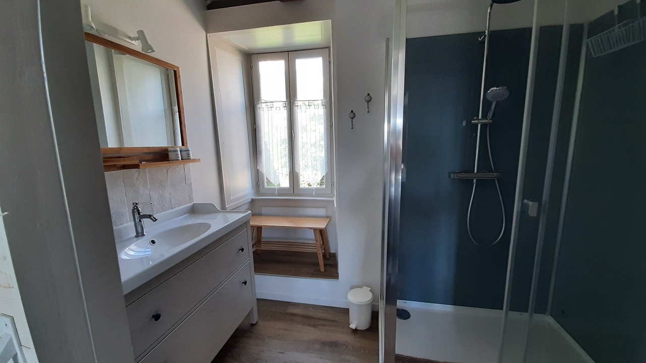 Photo of Others in Saint-Helen