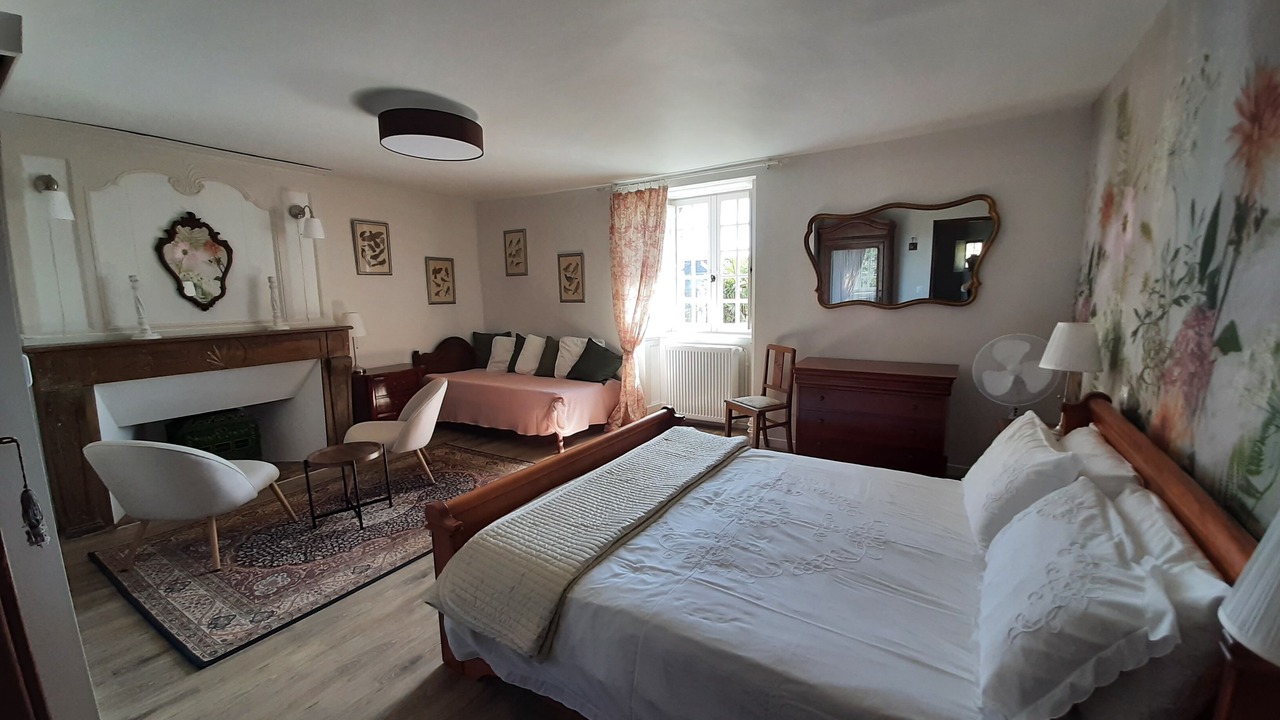 Photo of Others in Saint-Helen