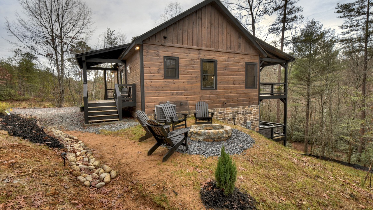 Photo of Patio Balcony in Foxfire Estates