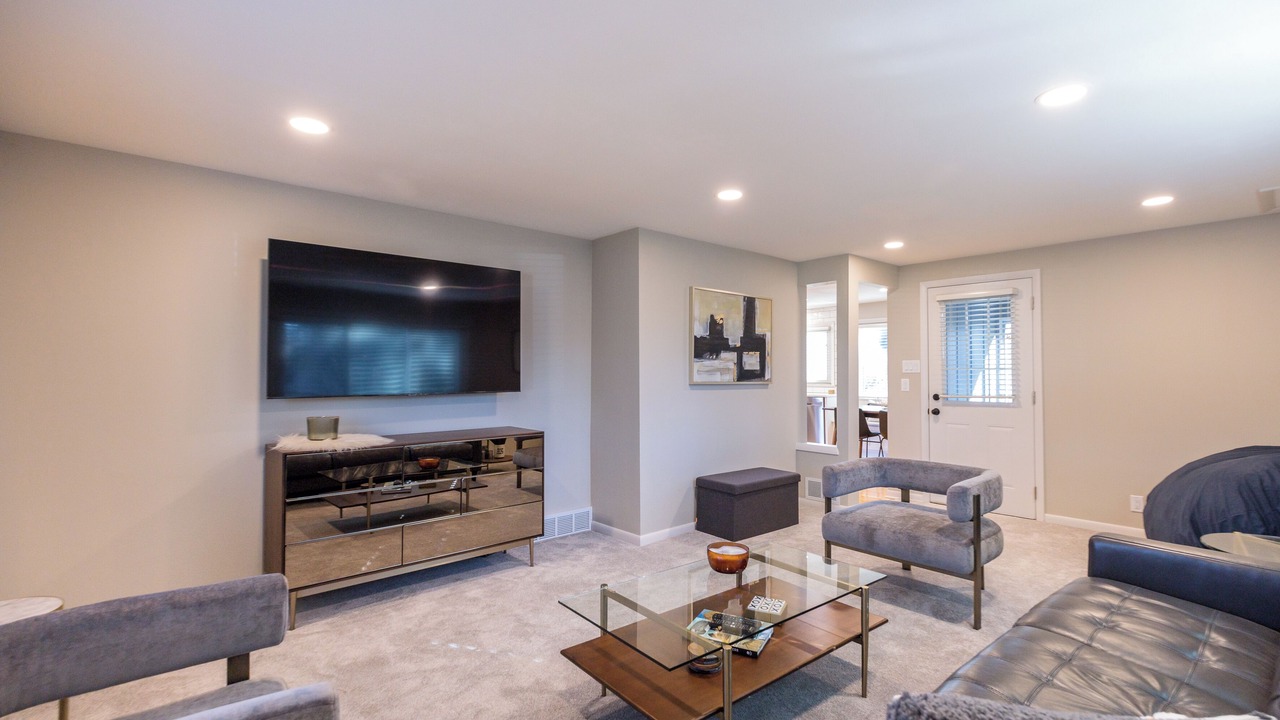 Photo of Livingroom in Monona