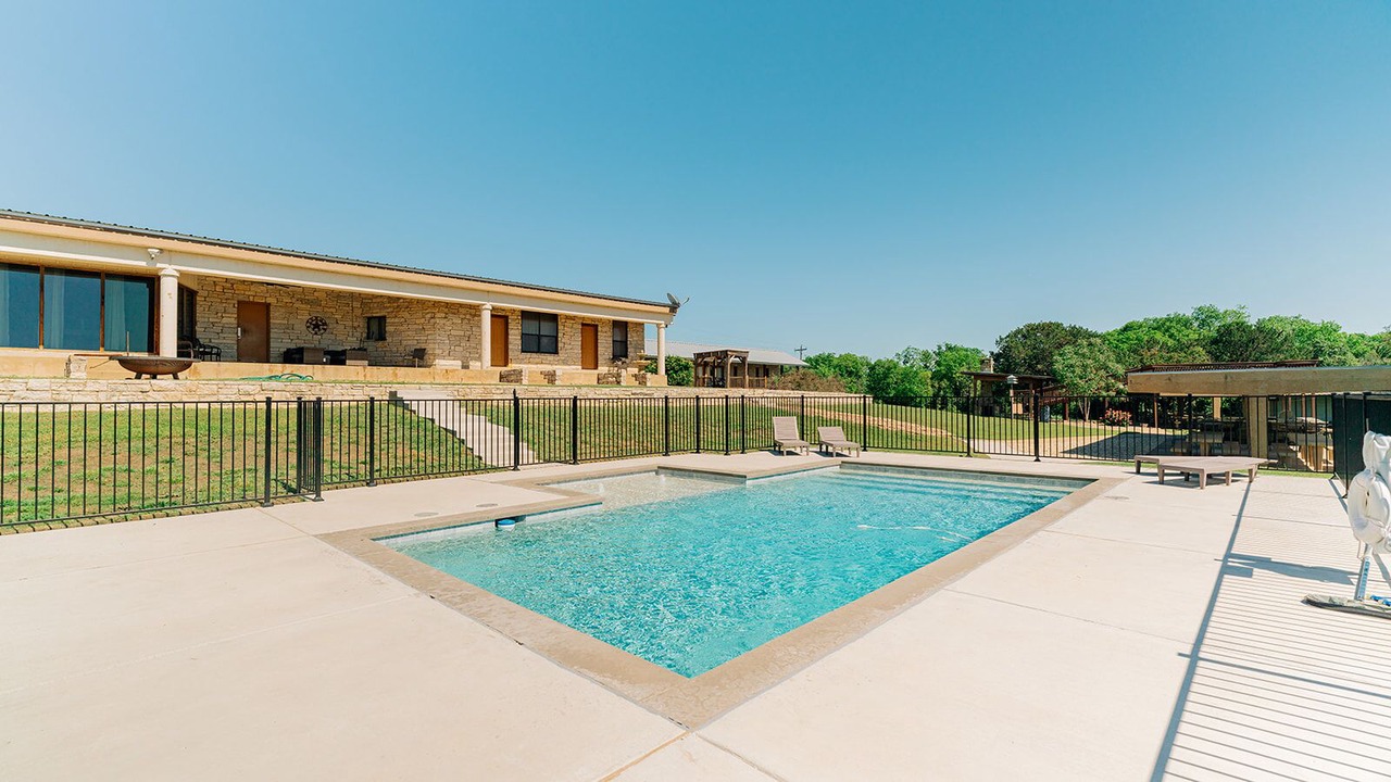 Photo of Outdoor in Whitney
