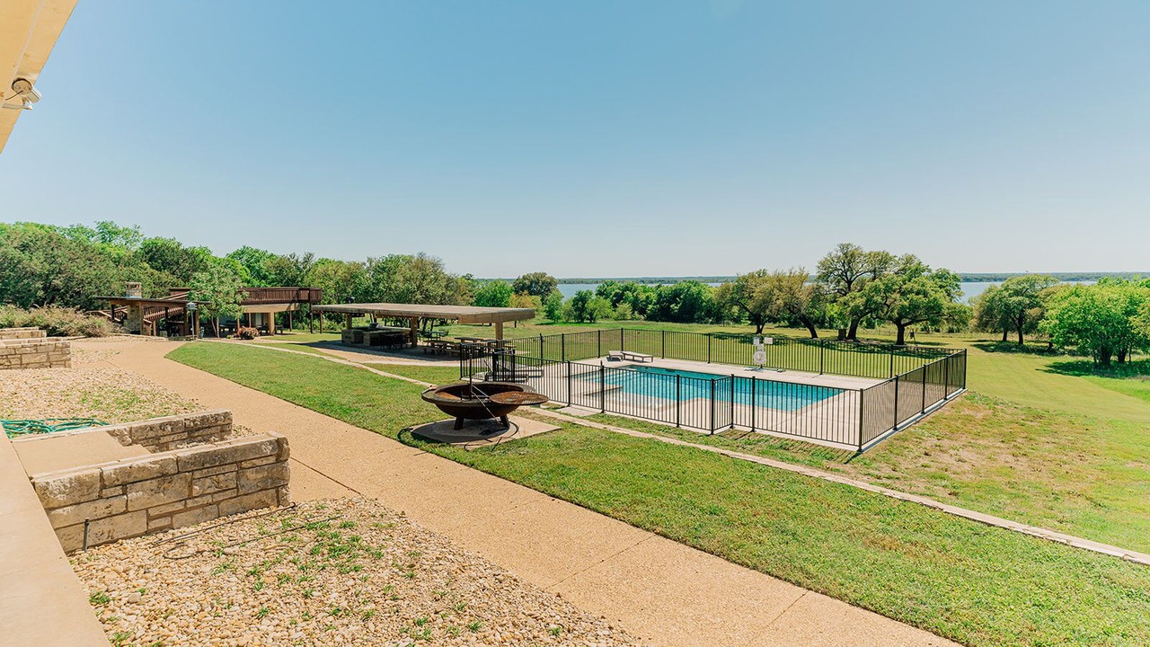 Photo of Outdoor in Whitney
