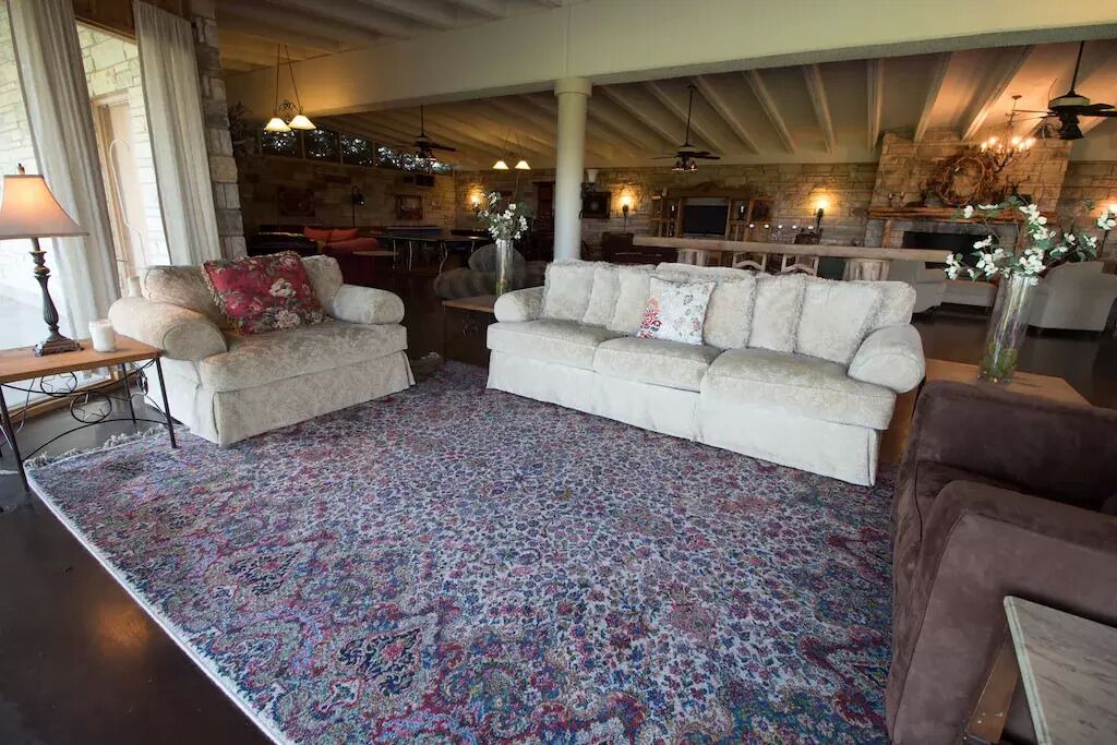 Photo of Livingroom in Whitney