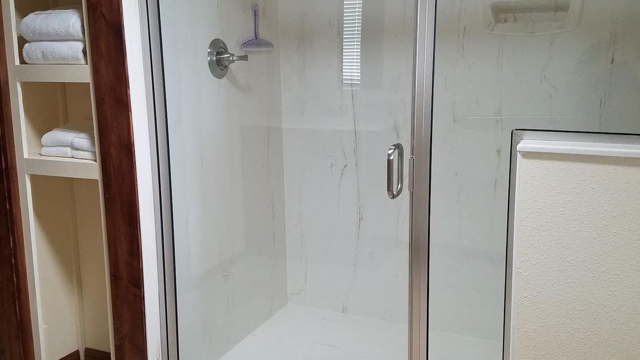 Photo of Bathroom in Polvadera