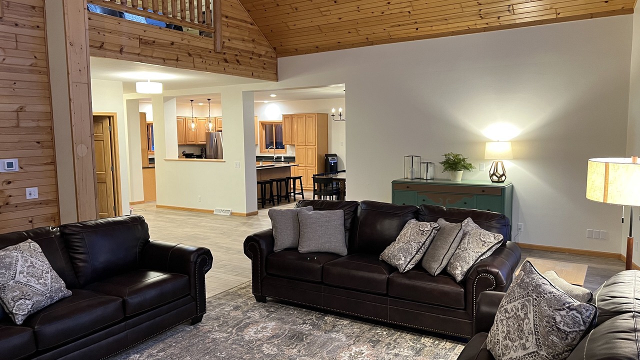 Photo of Livingroom in Orr