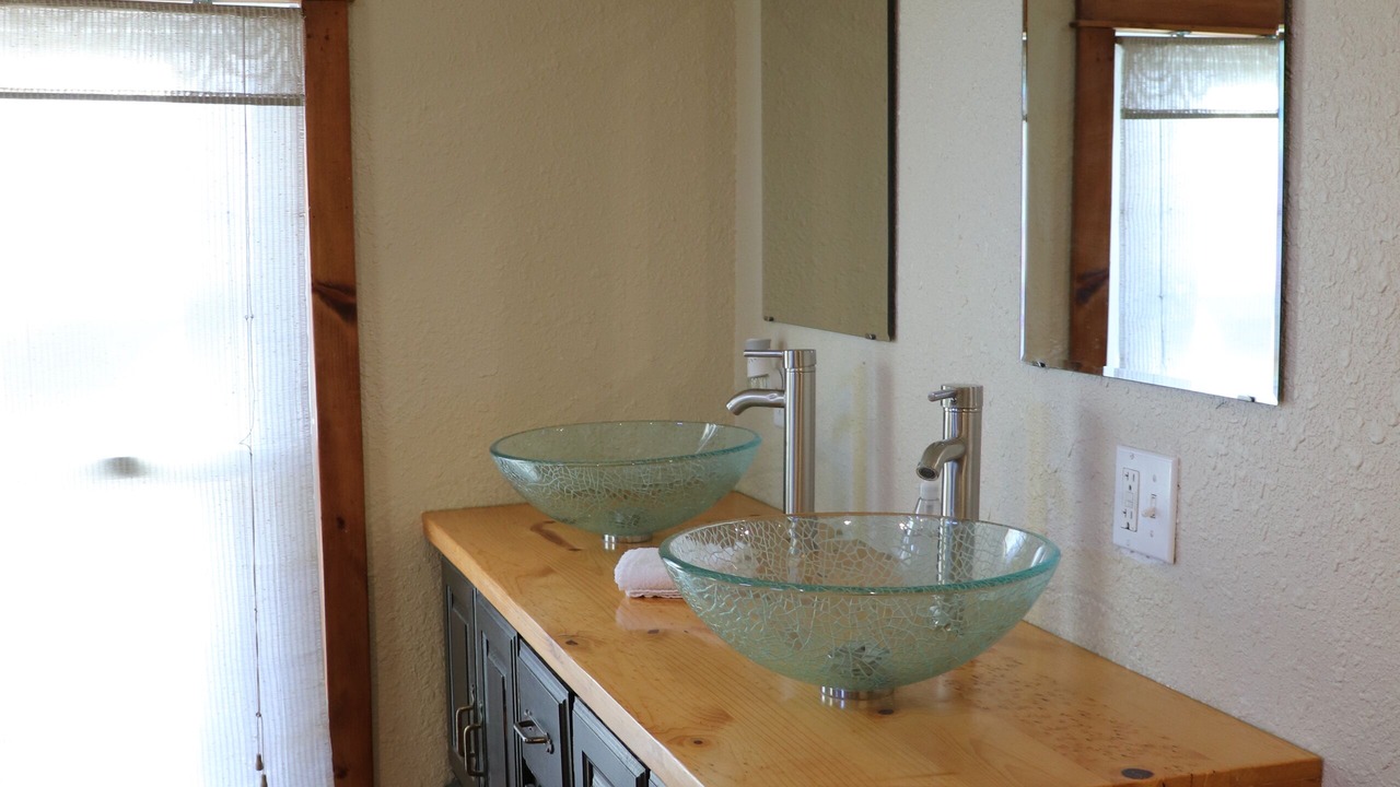 Photo of Bathroom in East Lawrence