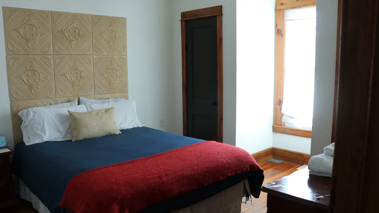 Photo of Bedroom in East Lawrence
