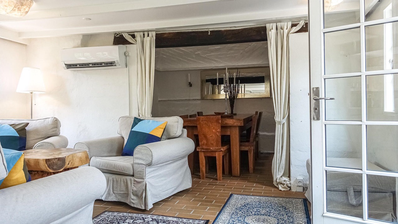 Photo of Bedroom in Listed
