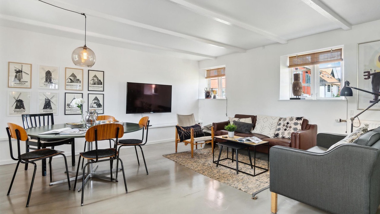 Photo of Bedroom in Listed