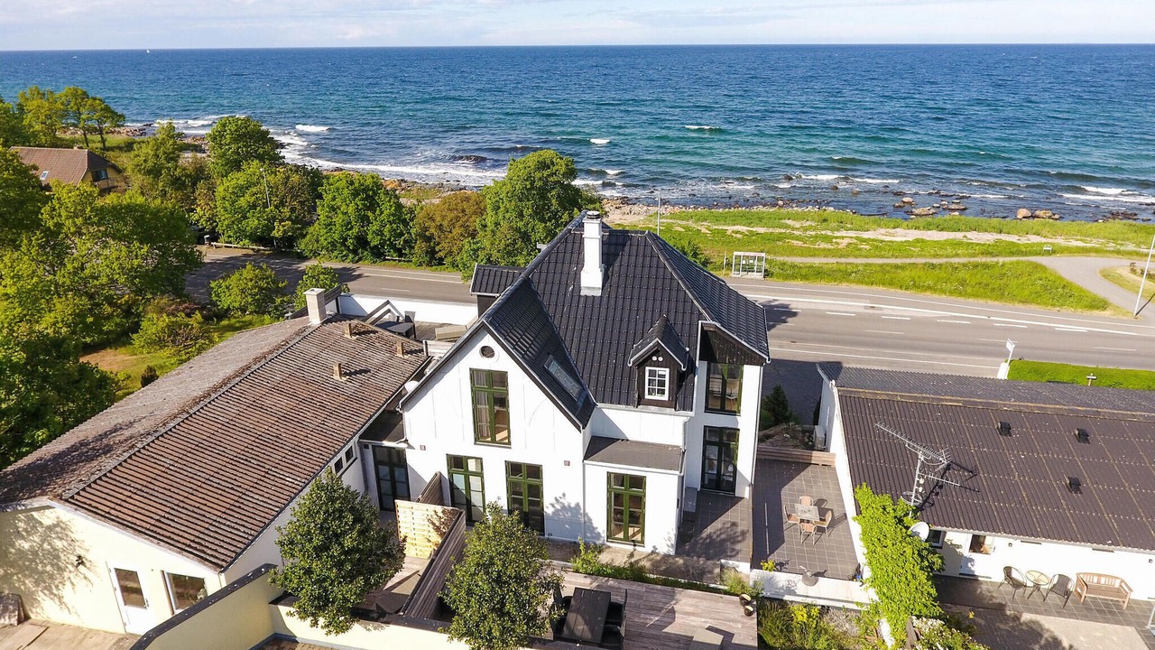 Photo of Others in Sandkaas