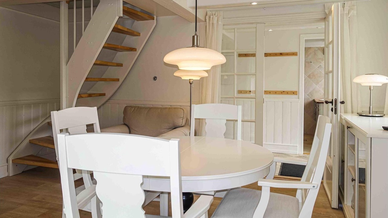 Photo of Bedroom in Listed