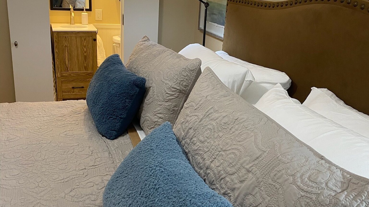 Photo of Bedroom in Tulsa