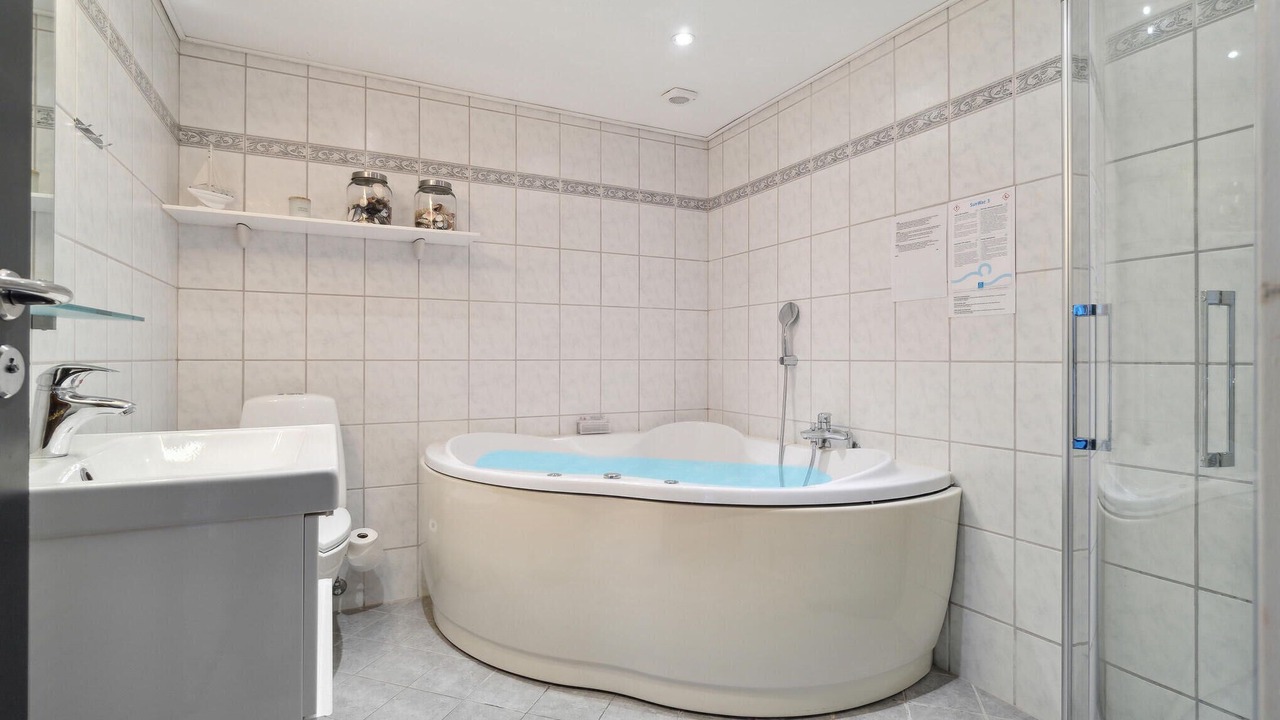Photo of Bathroom in Sandvig