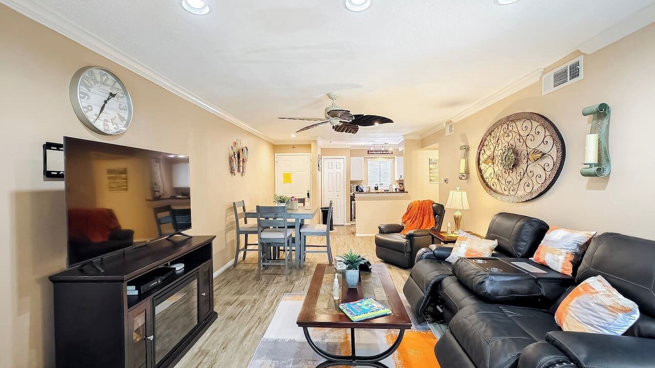 Photo of Livingroom in Walden on Lake Conroe