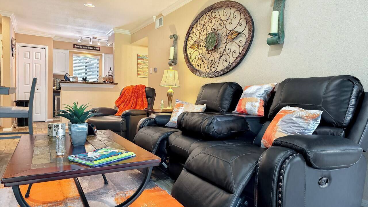 Photo of Livingroom in Walden on Lake Conroe