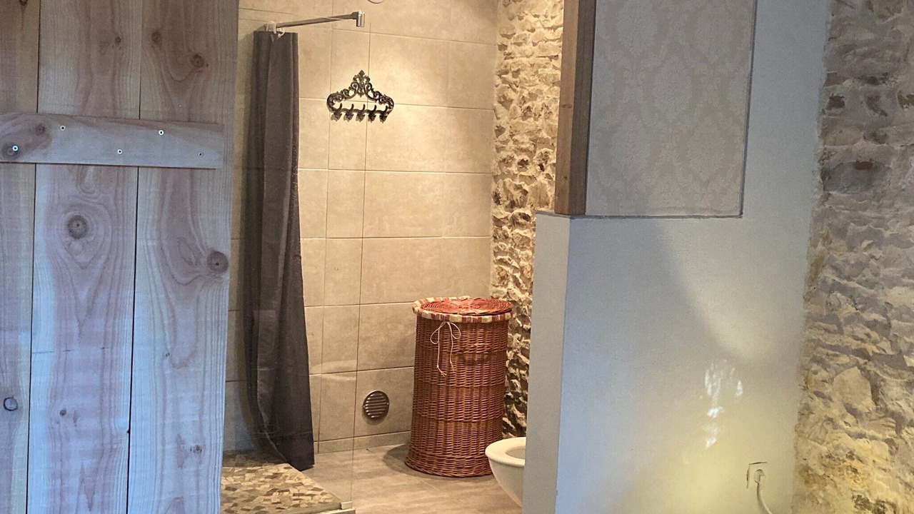 Photo of Bathroom in Saint-Jean-de-Sauves