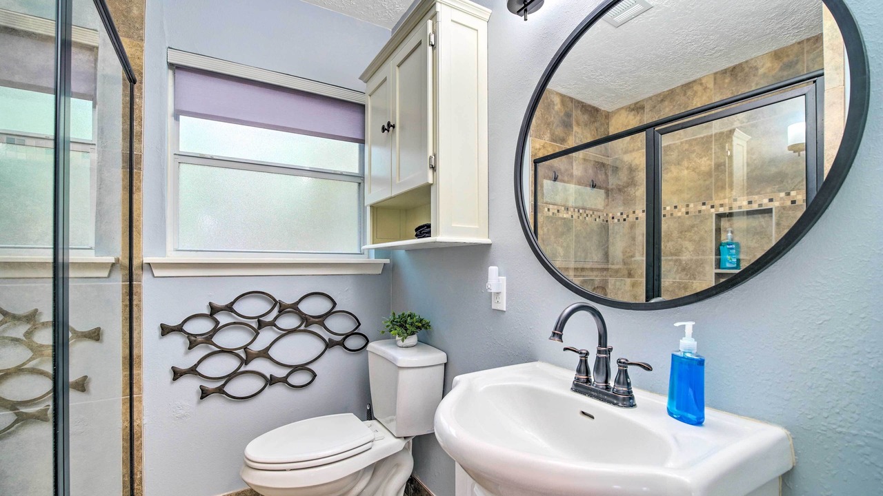 Photo of Bathroom in Cape Royale