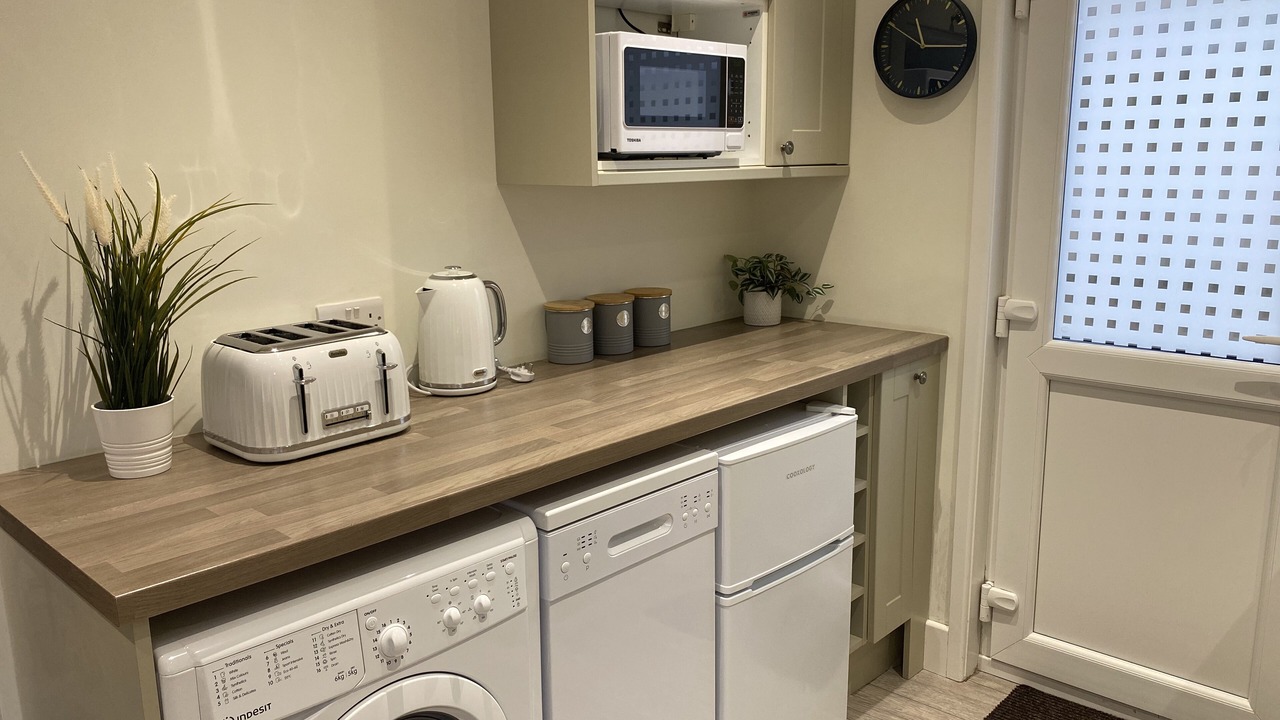 Photo of Others in Netley