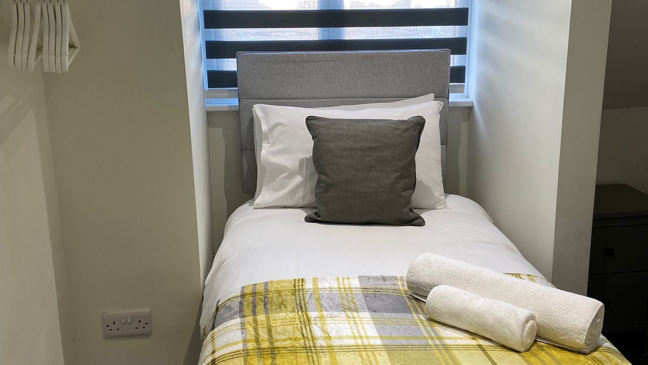 Photo of Bedroom in Netley