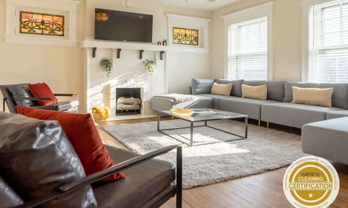 Photo of Bedroom in Shaw