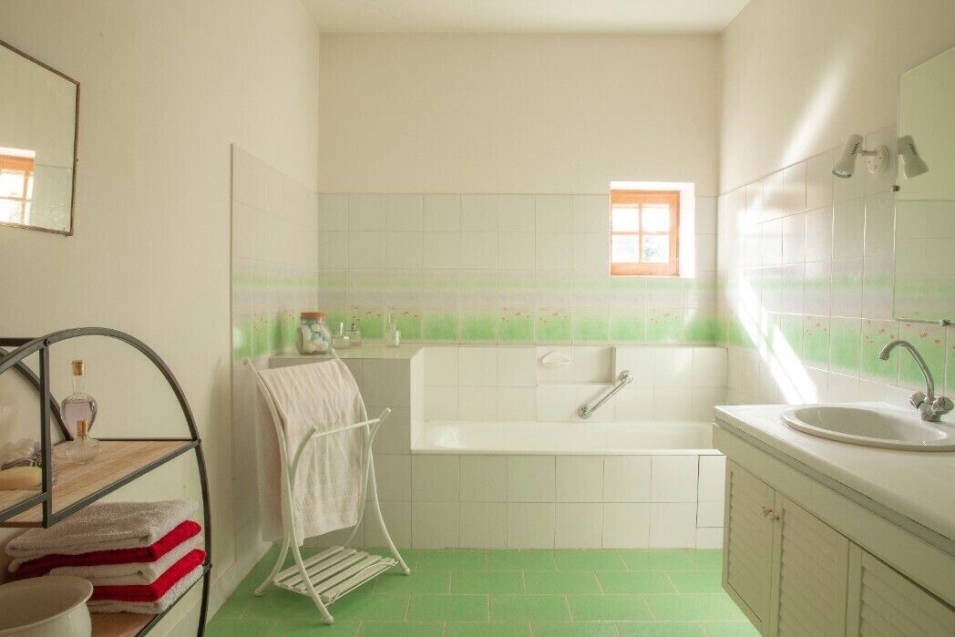 Photo of Bathroom in La Laupie