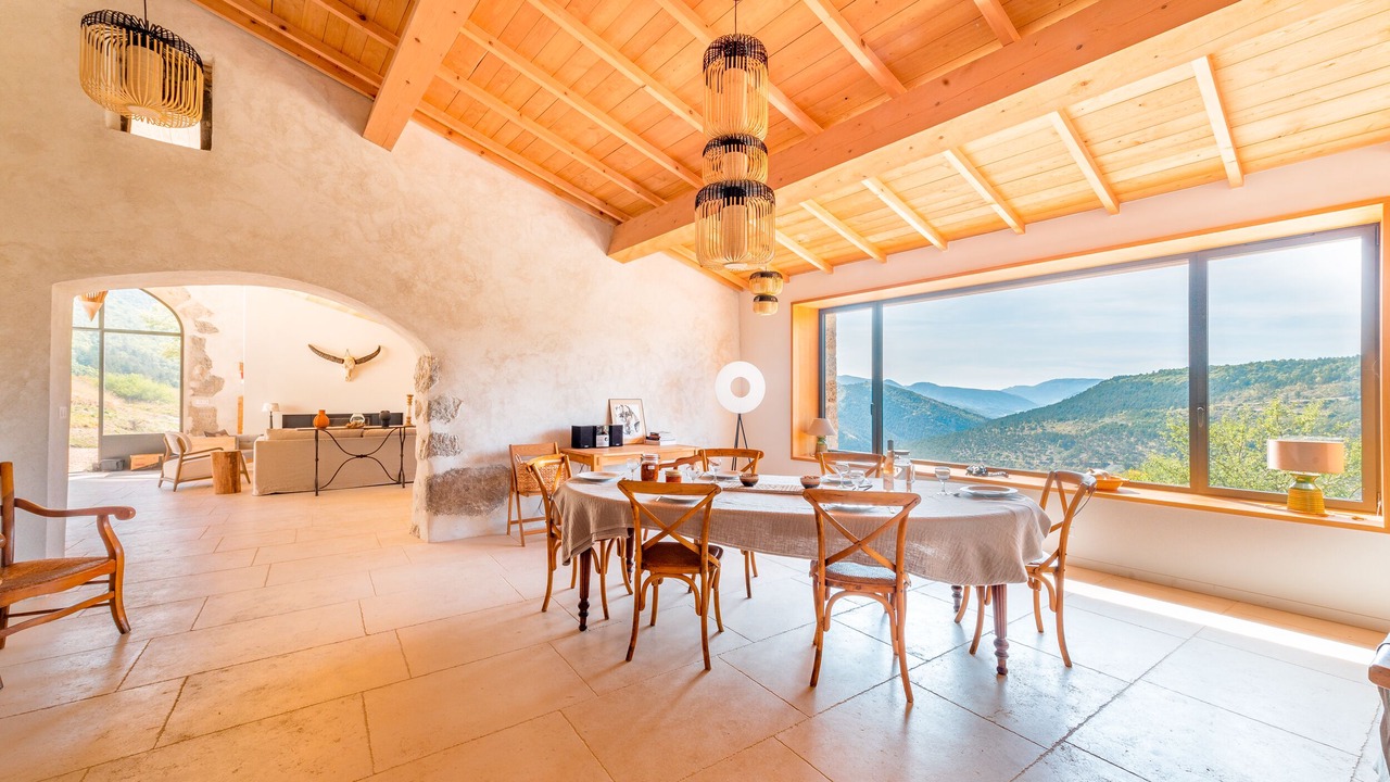 Photo of Others in Les Tonils