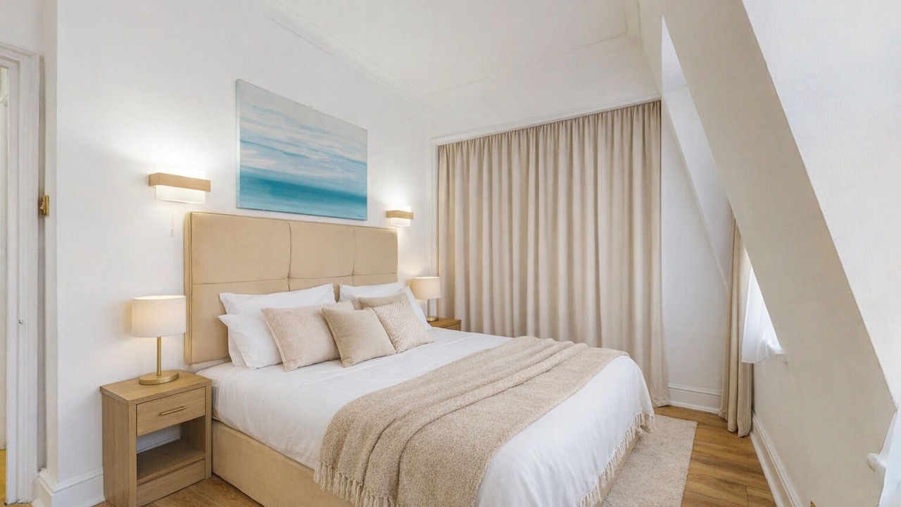 Photo of Others in Mayfair