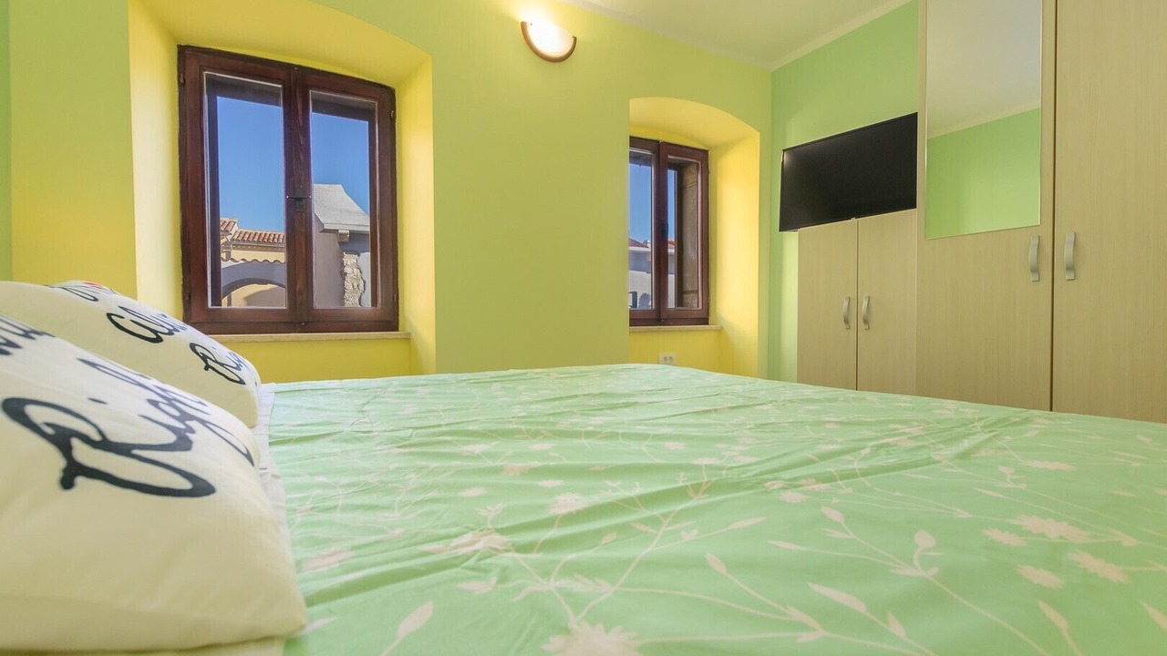 Photo of Bedroom in Pican