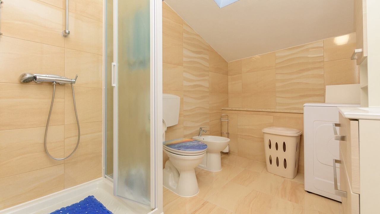 Photo of Bathroom in Pican