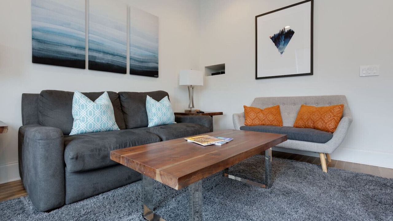 Photo of Livingroom in Edgehill