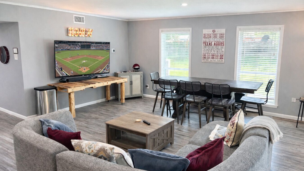 Photo of Bedroom in College Station