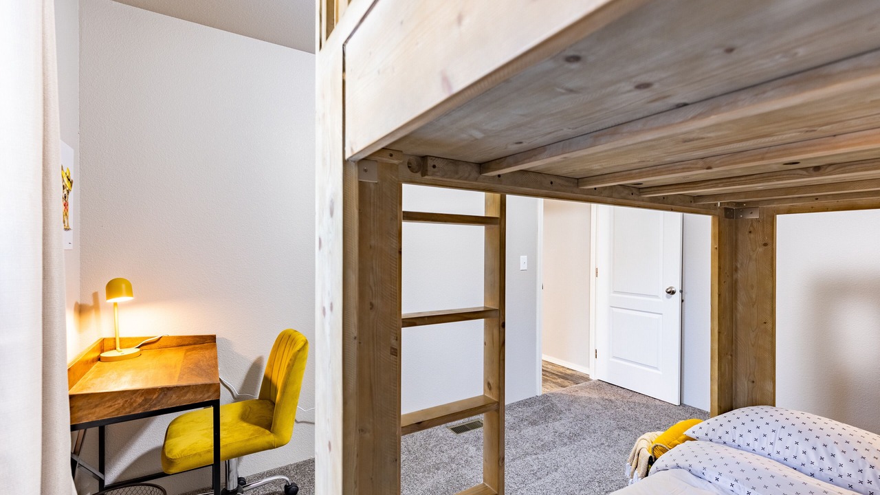 Photo of Bedroom in Jordan Road-Canyon Creek