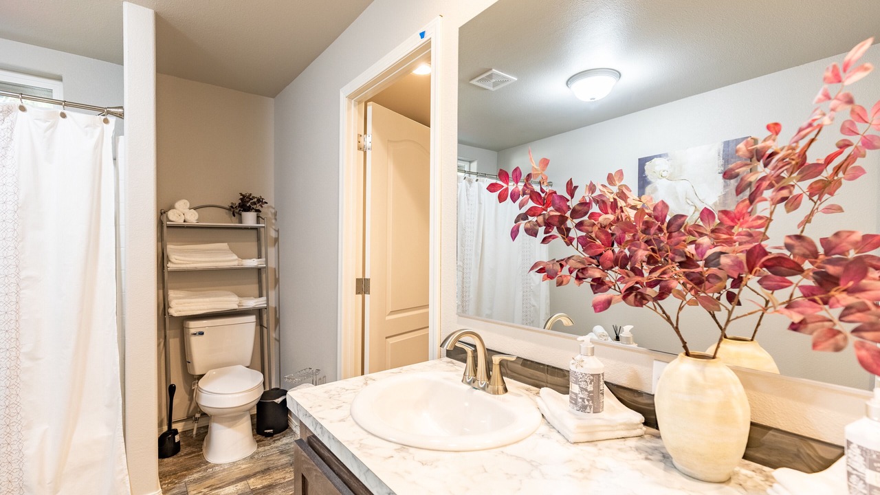 Photo of Bathroom in Jordan Road-Canyon Creek