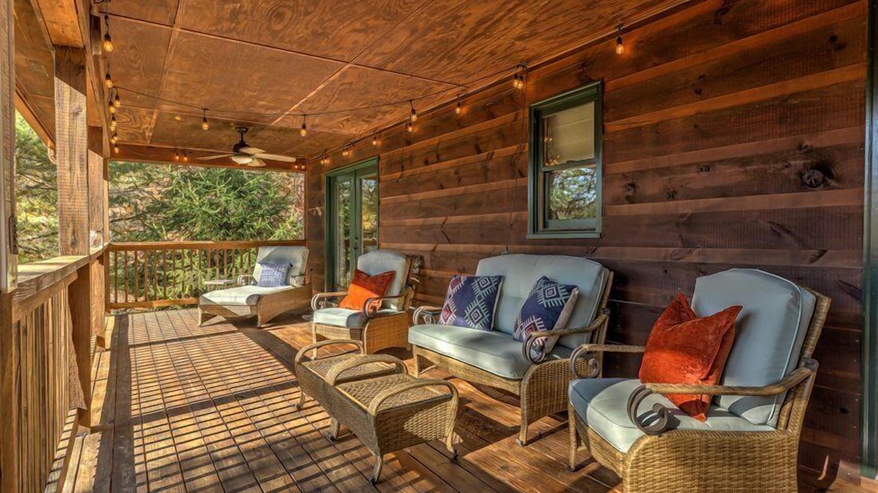 Photo of Patio Balcony in East Ellijay