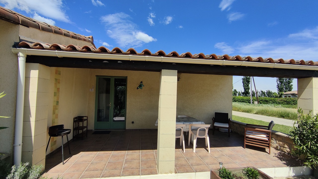 Photo of Outdoor in Banne