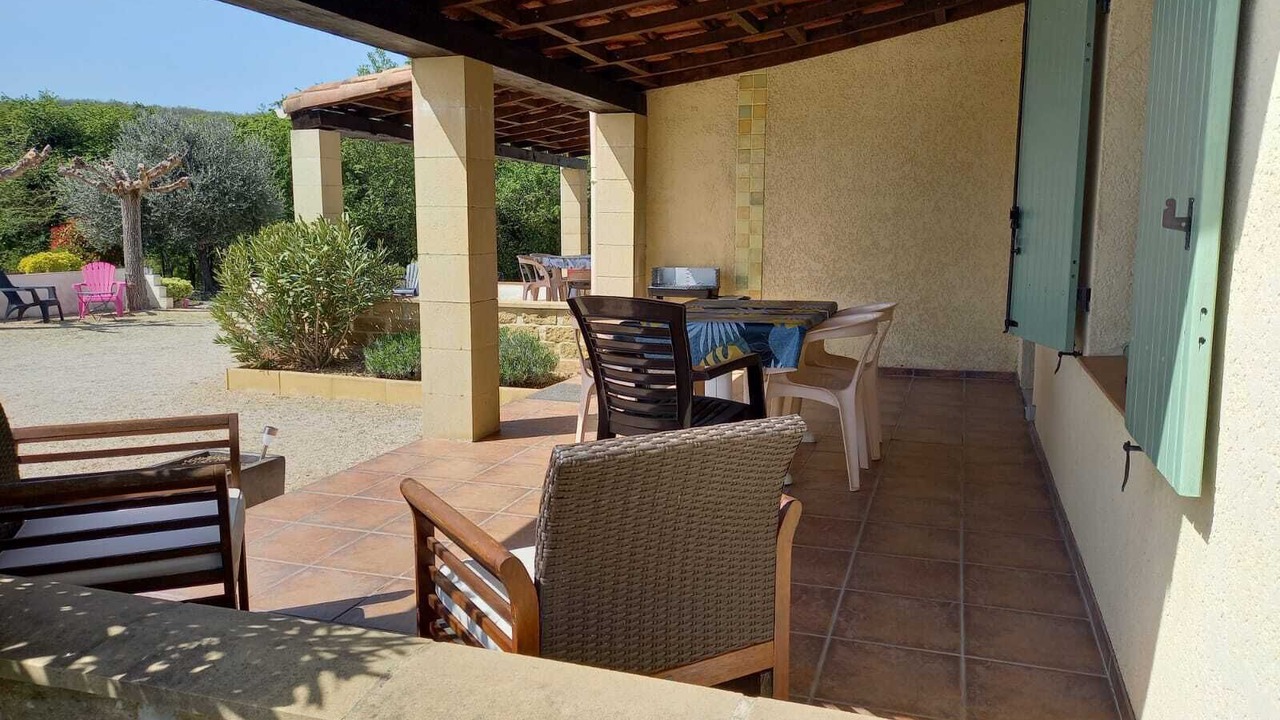 Photo of Outdoor in Banne