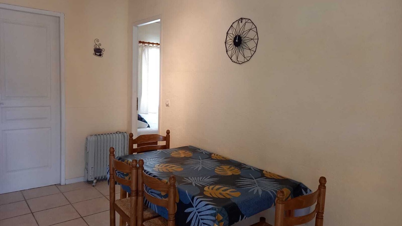 Photo of Others in Banne