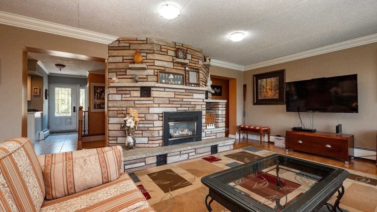 Photo of Livingroom in Colpoys Bay