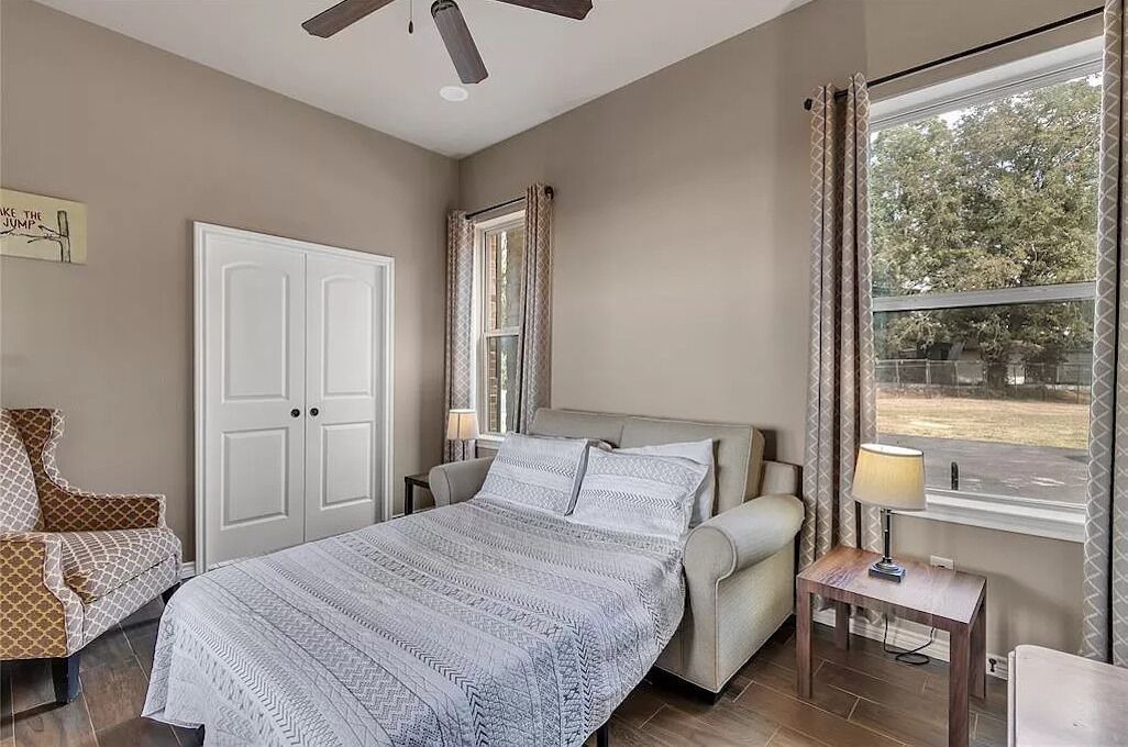 Photo of Bedroom in Kerens