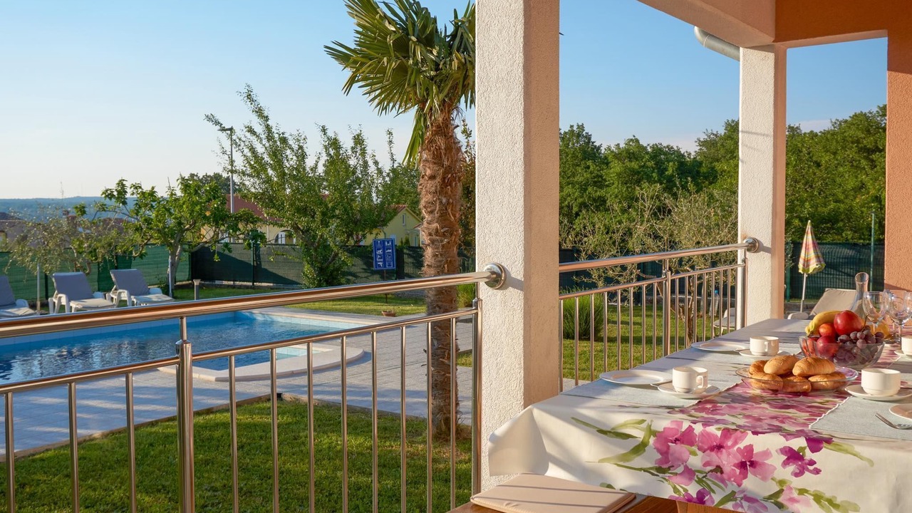 Photo of Outdoor in Rogocana