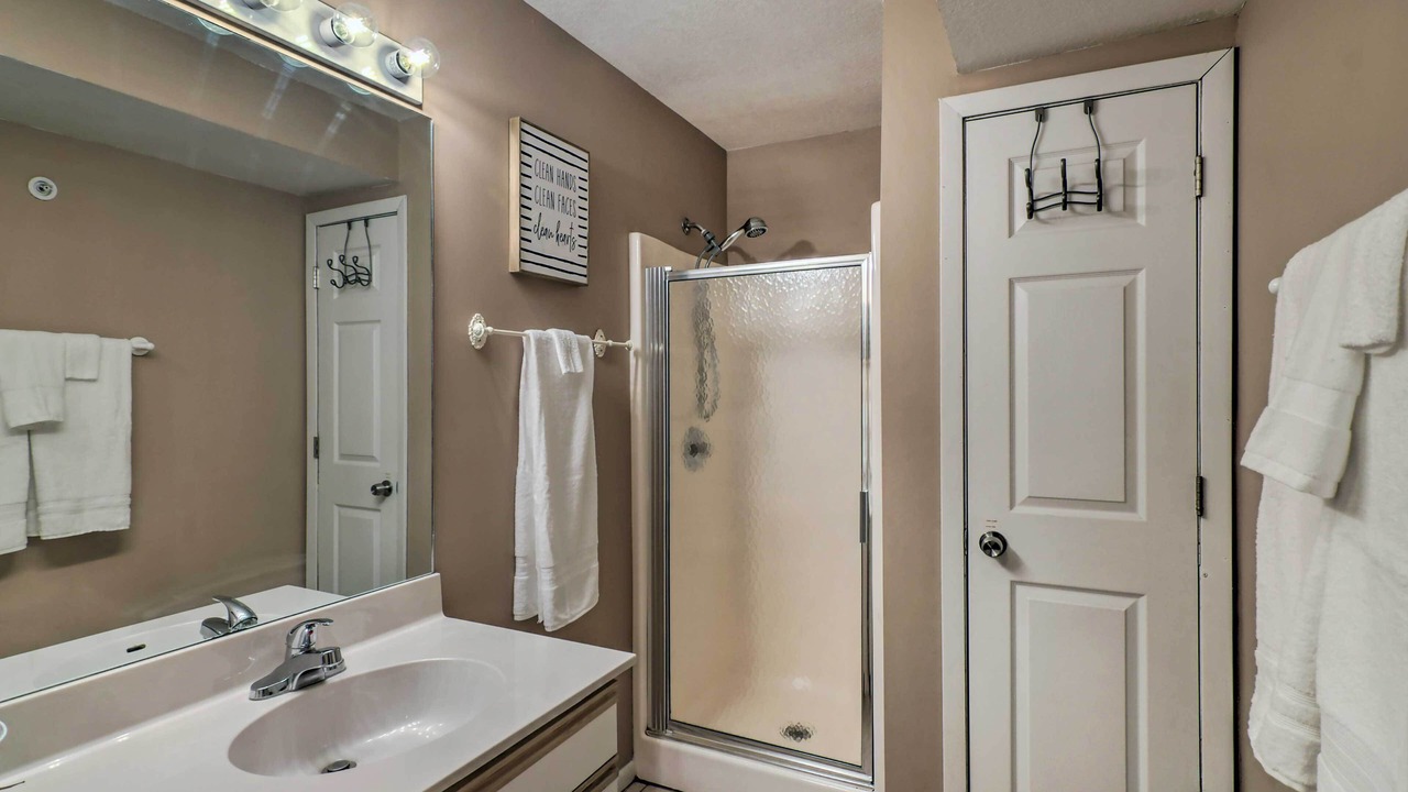 Photo of Bathroom in Branson